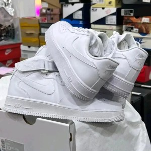 You Can Contact as to Brand New Nike Air Shoes