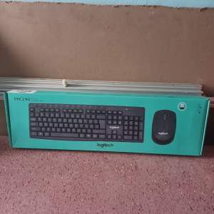 Logitech Wireless Keyboard and mouse Combo