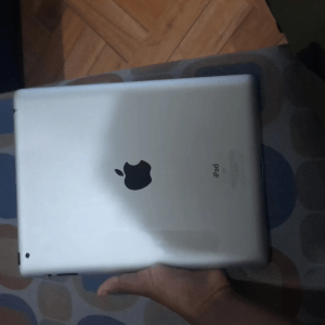 Apple iPad 2 Wi-Fi 16 GB Silver