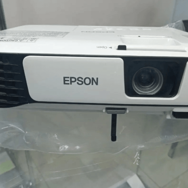EPSON Brand New Projector