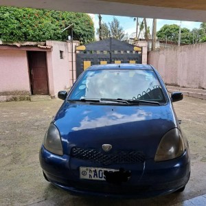 Toyota Vitz 1999 Blue