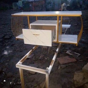 ውብ እና ጥራት Tv Stand