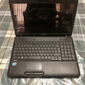 Laptop Toshba Satellite C850 4GB Intel Core I3 HDD 320GB
